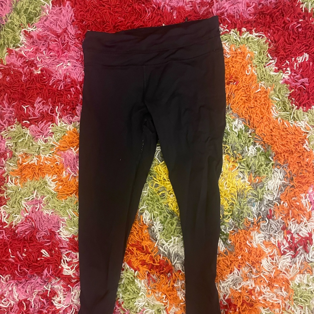 Lulu black leggings great condition